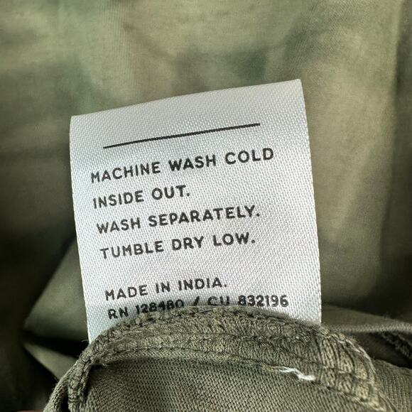 Pact Womens size Medium Organic Cotton V Neck Long Sleeve Top Camo Shirt - Picture 9 of 9